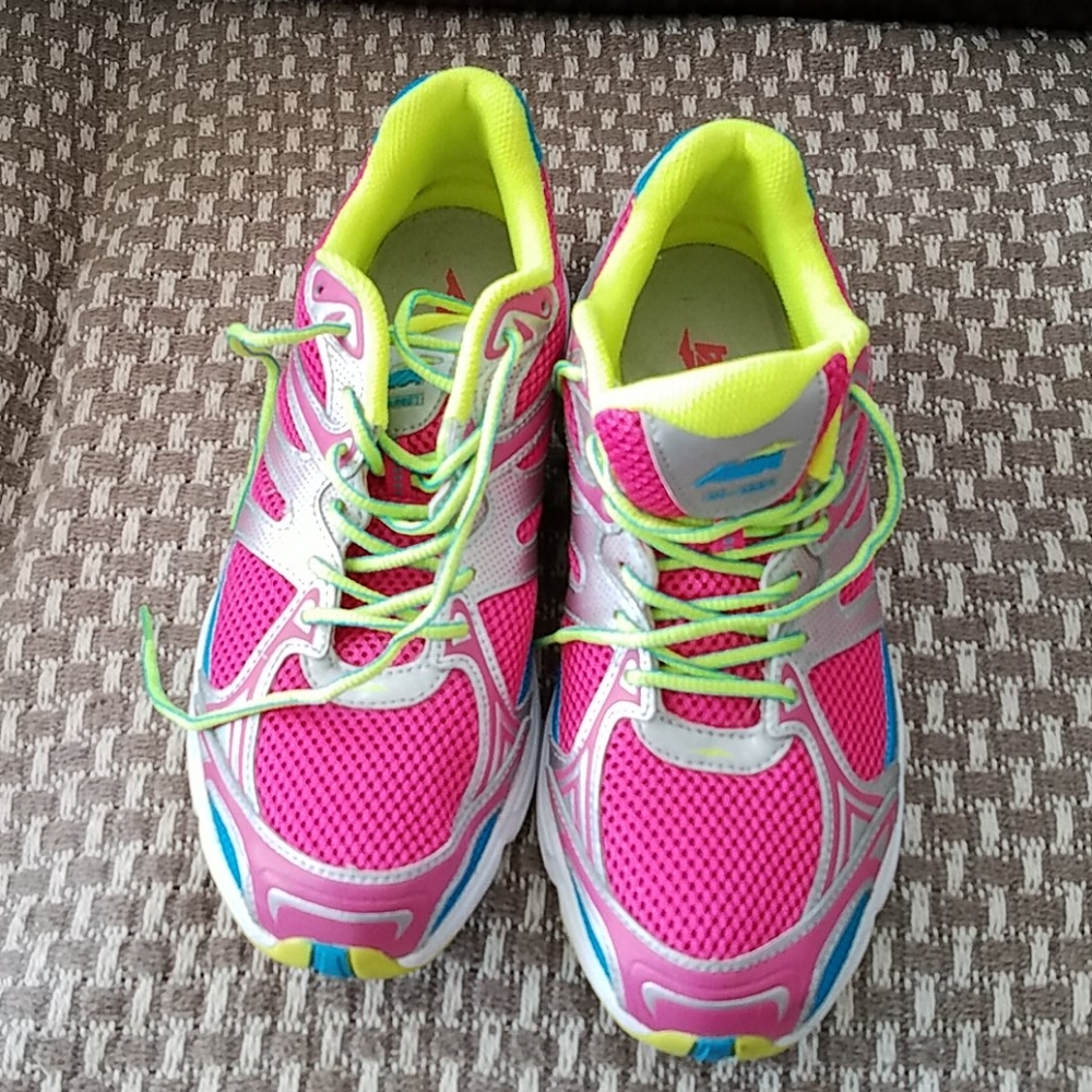 Avia running shoes